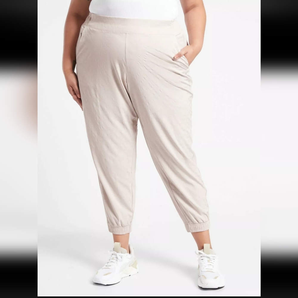 Athleta Brooklyn Texture Jogger Size 18